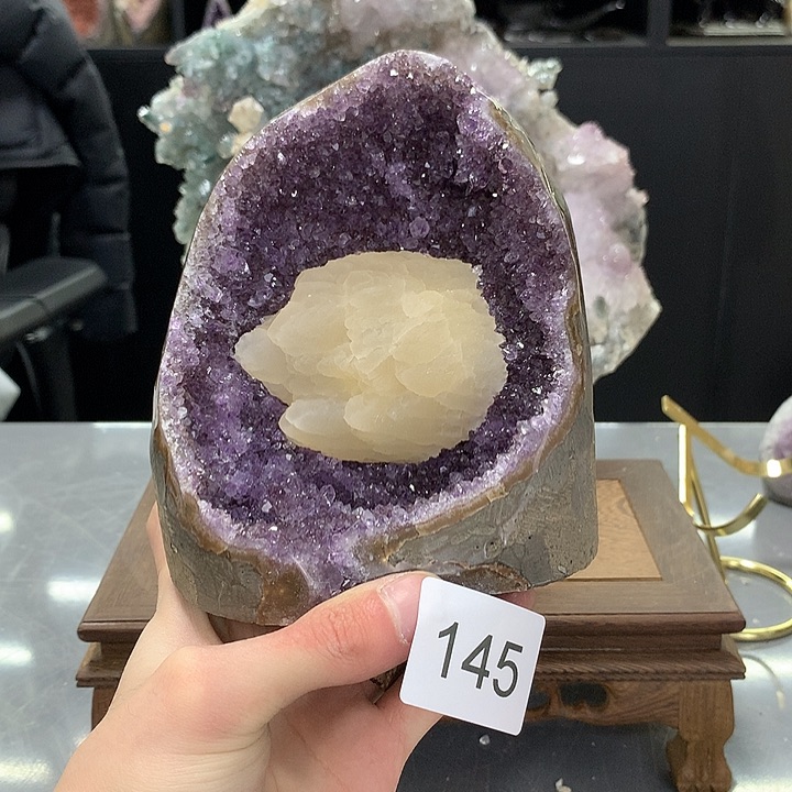 紫晶大型摆件（非配饰）未镶嵌