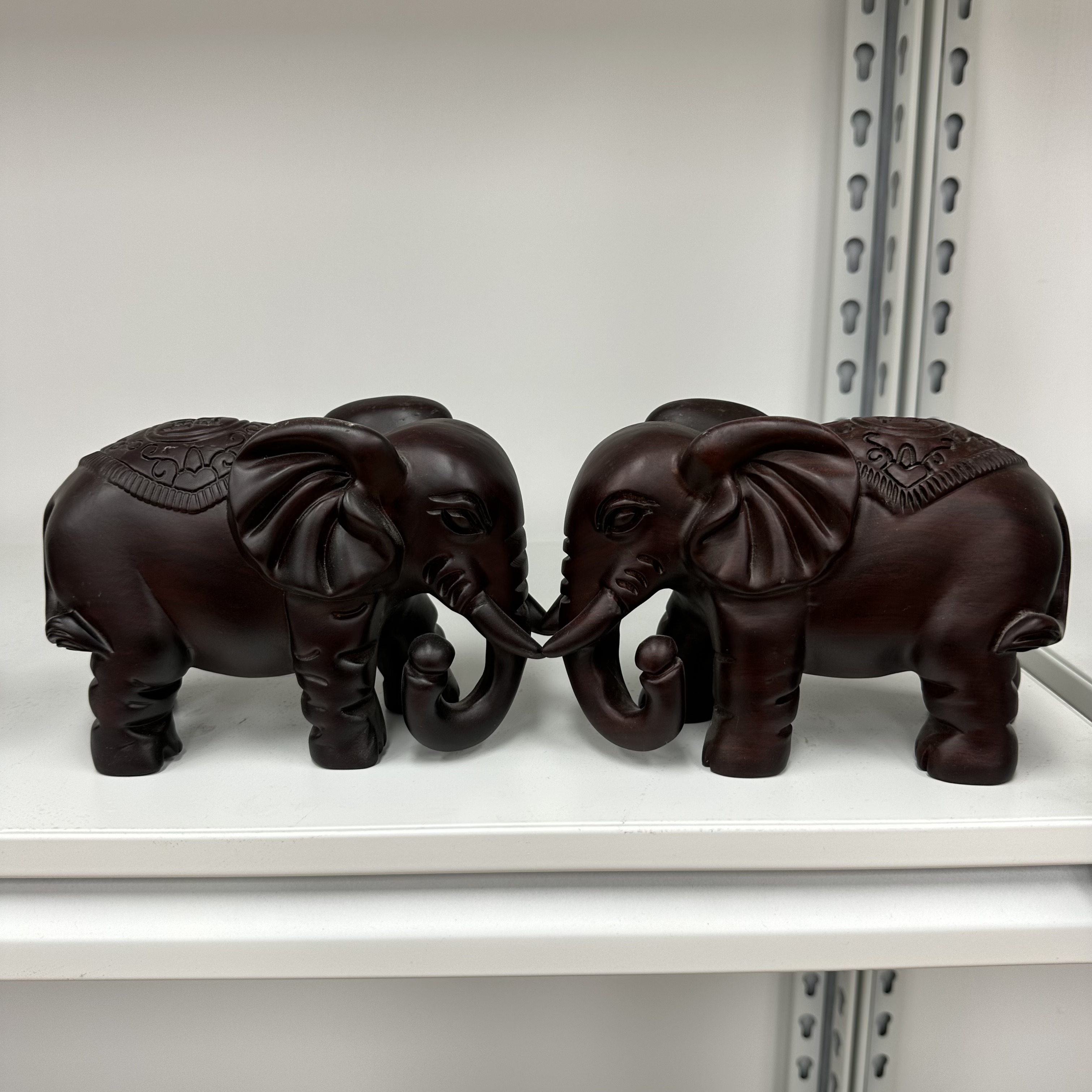 十二【黑檀木雕象一对】长18宽10高13cm（孤品摆件 介意微瑕勿拍）