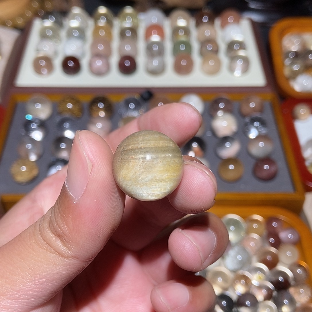 水晶未镶嵌珠宝半成品