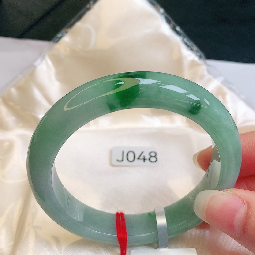 【闪购商品】翡翠手镯未镶嵌缅甸天然a货翡翠