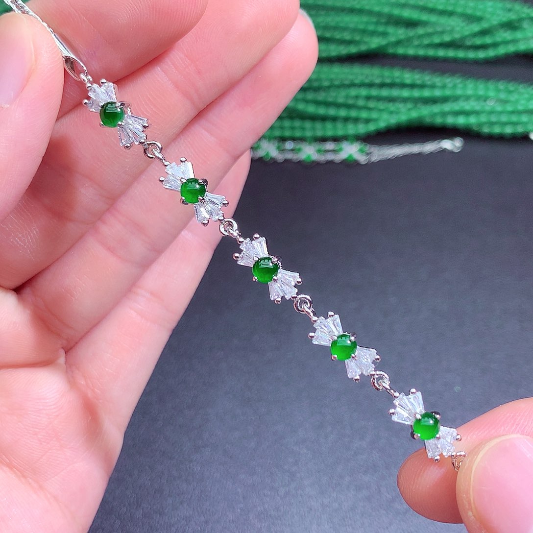 颈饰未镶嵌翡翠翡翠