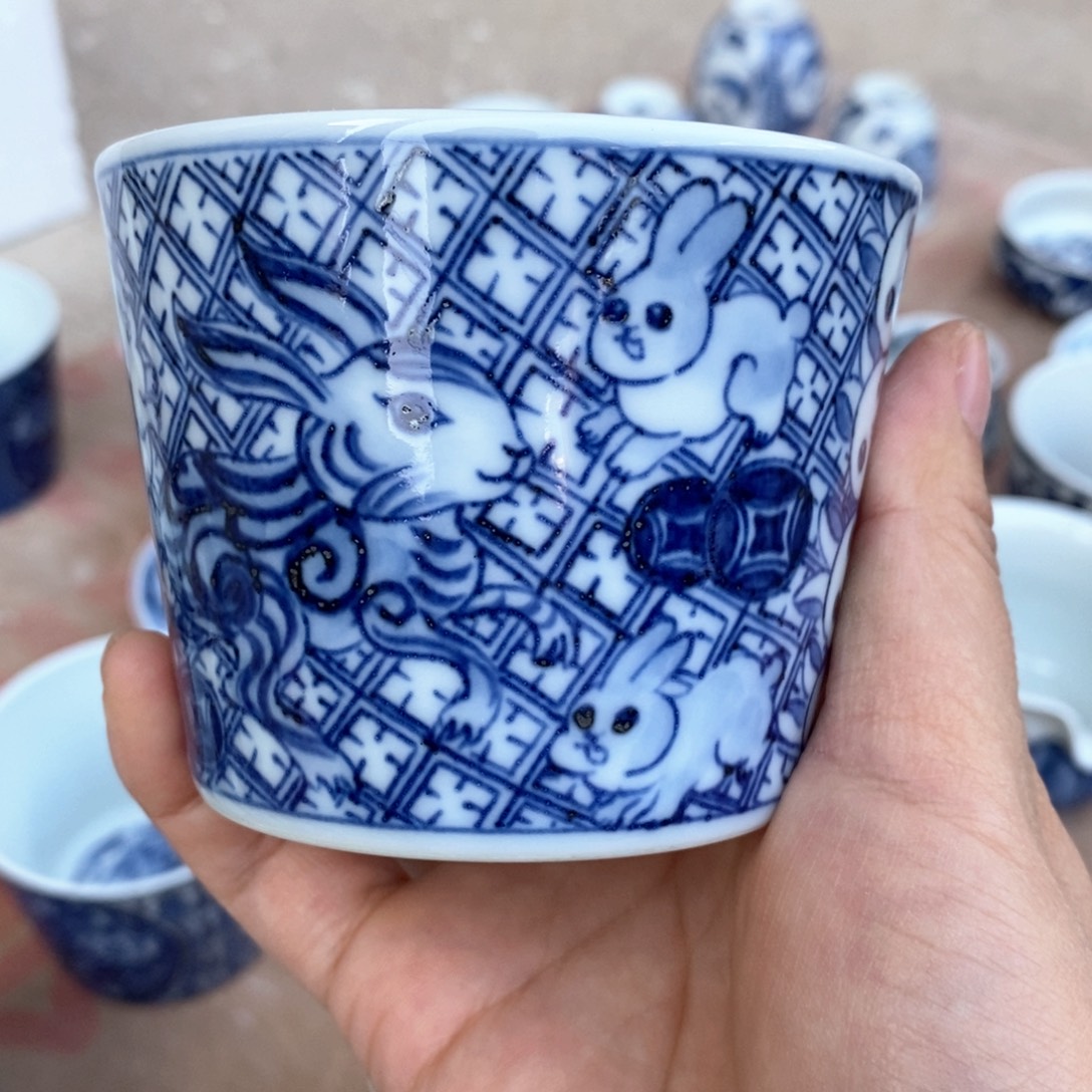 乎***猫瓷片景德镇手绘陶瓷青花兔兔杯