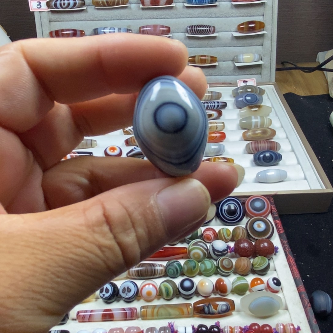 合金颈饰玛瑙/玉髓