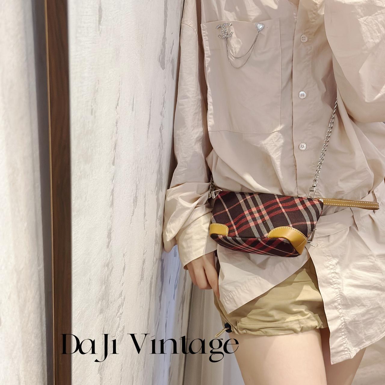 99新 BURBERRY/博柏利 大吉中古/Burberry红色格纹手拿包