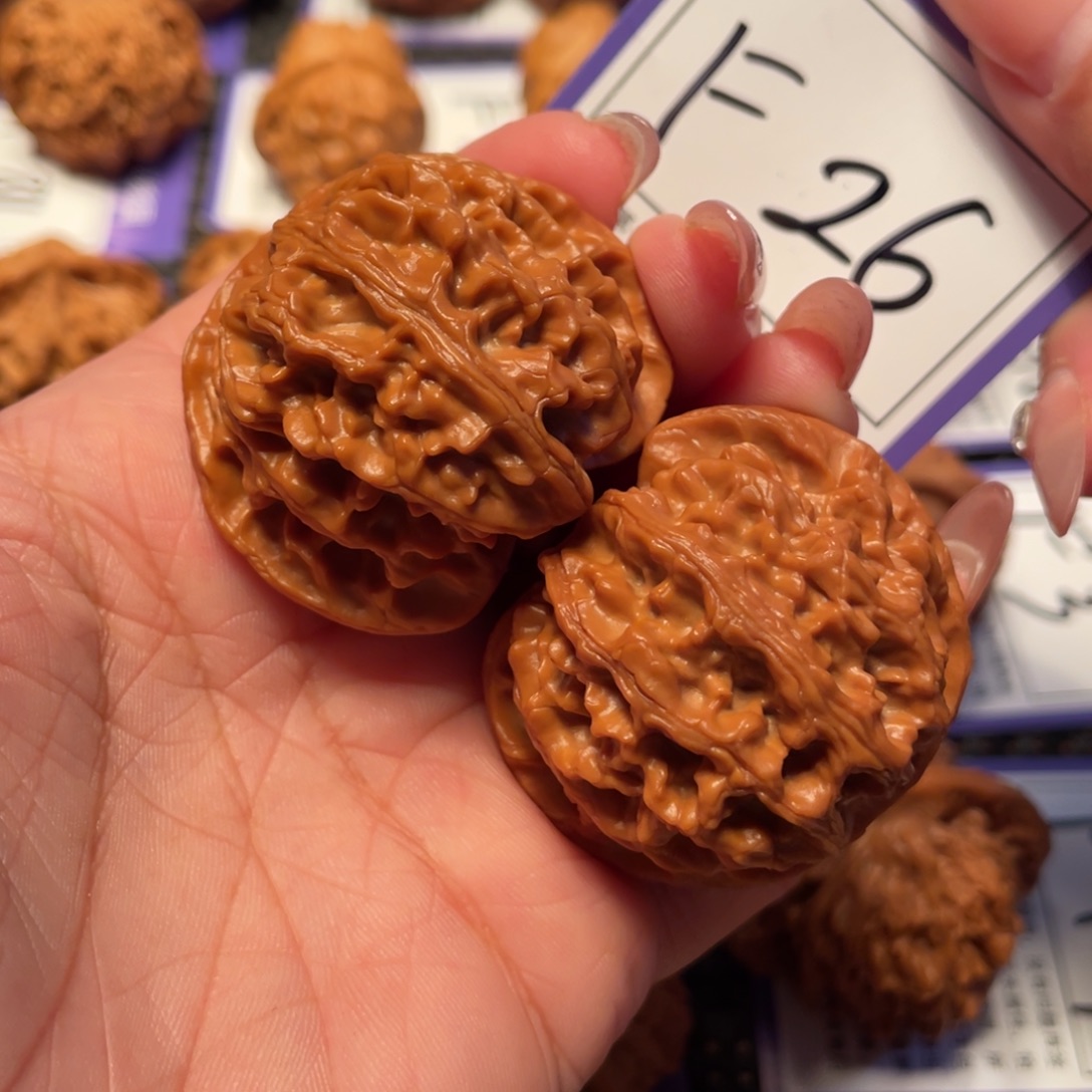 文玩核桃把件26号苹果43