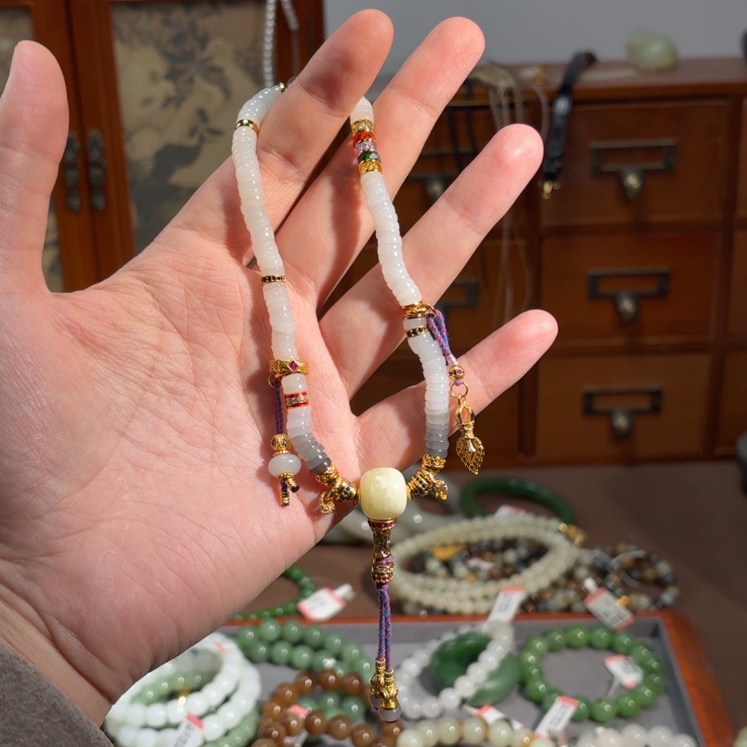 和田玉手串未镶嵌