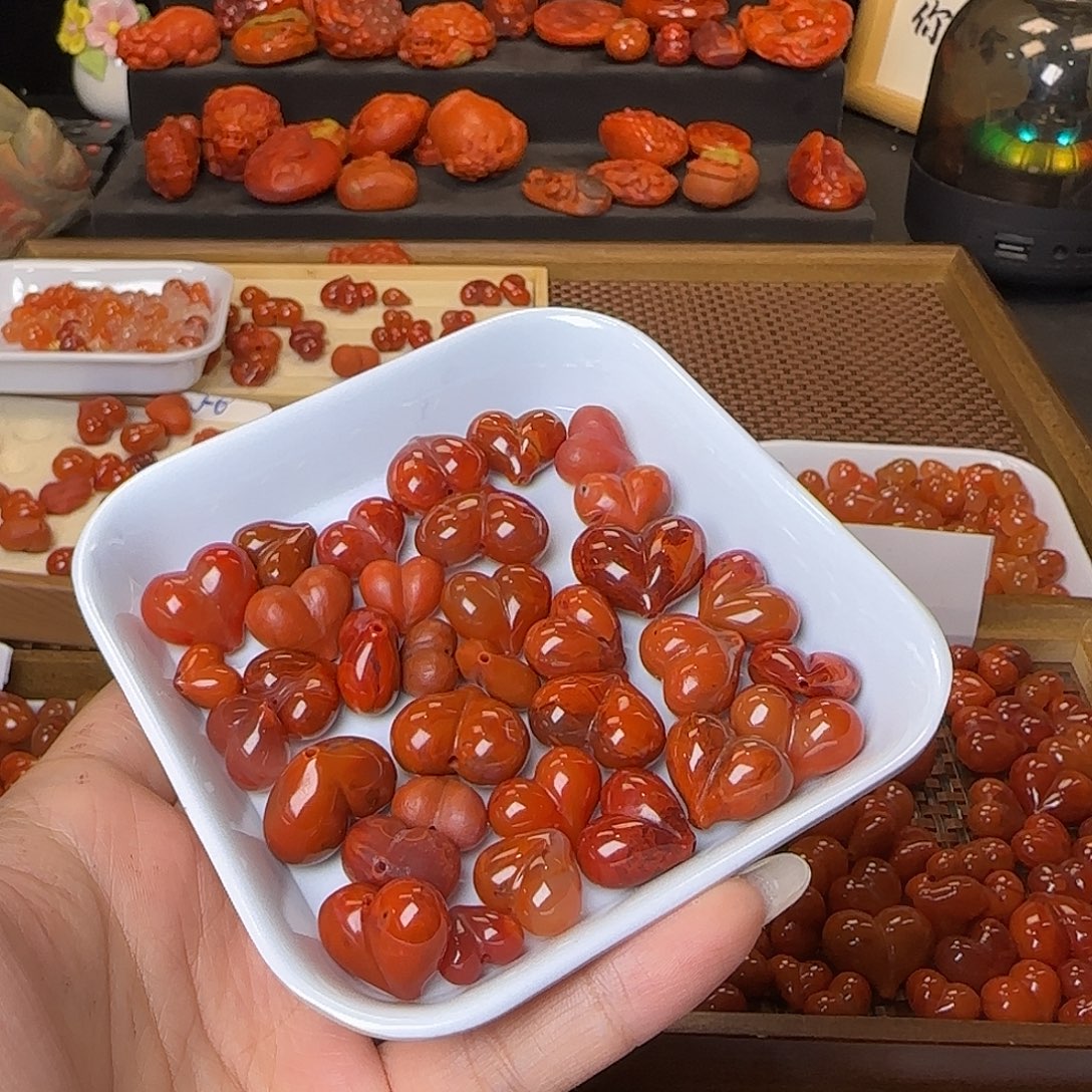.***.南红玛瑙未镶嵌吊坠(不含链)