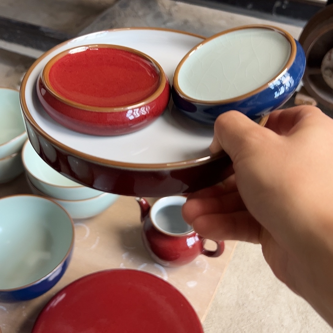 笑***墨祭红壶承加盖置两个