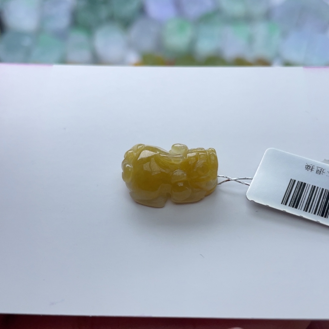 翡翠颈饰未镶嵌貔貅