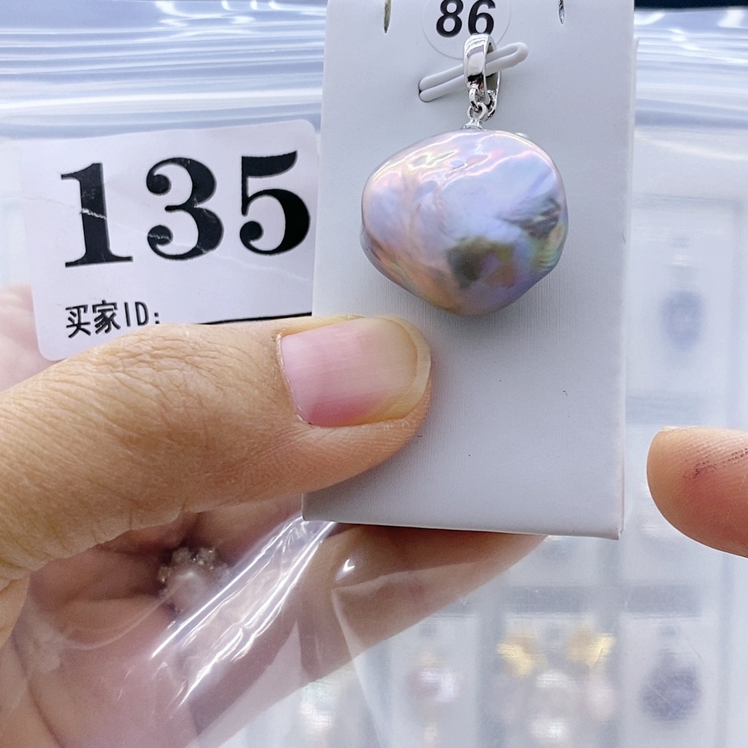 淡水珍珠钛钢颈饰