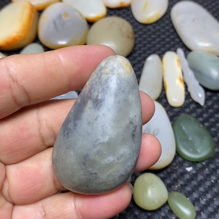 和田玉珠宝奇石未镶嵌