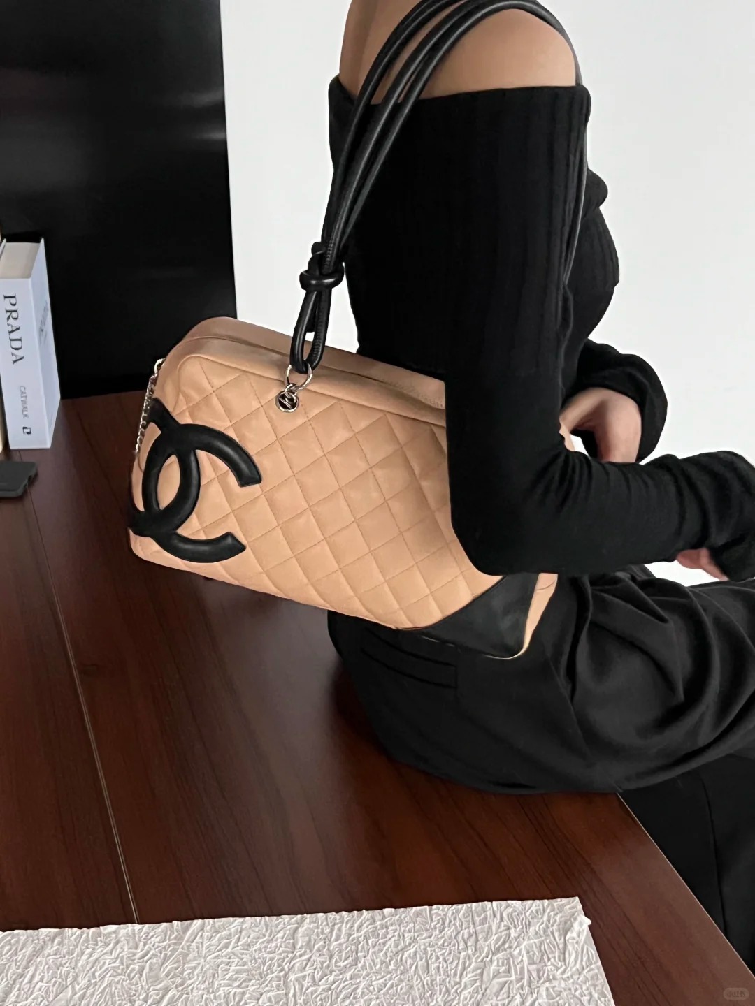 95新 Chanel/香奈儿 康鹏枕头包奶茶色/98新/优选