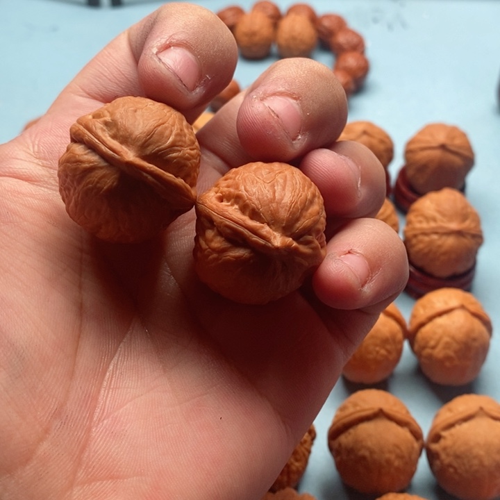 文玩核桃把件玲珑珠