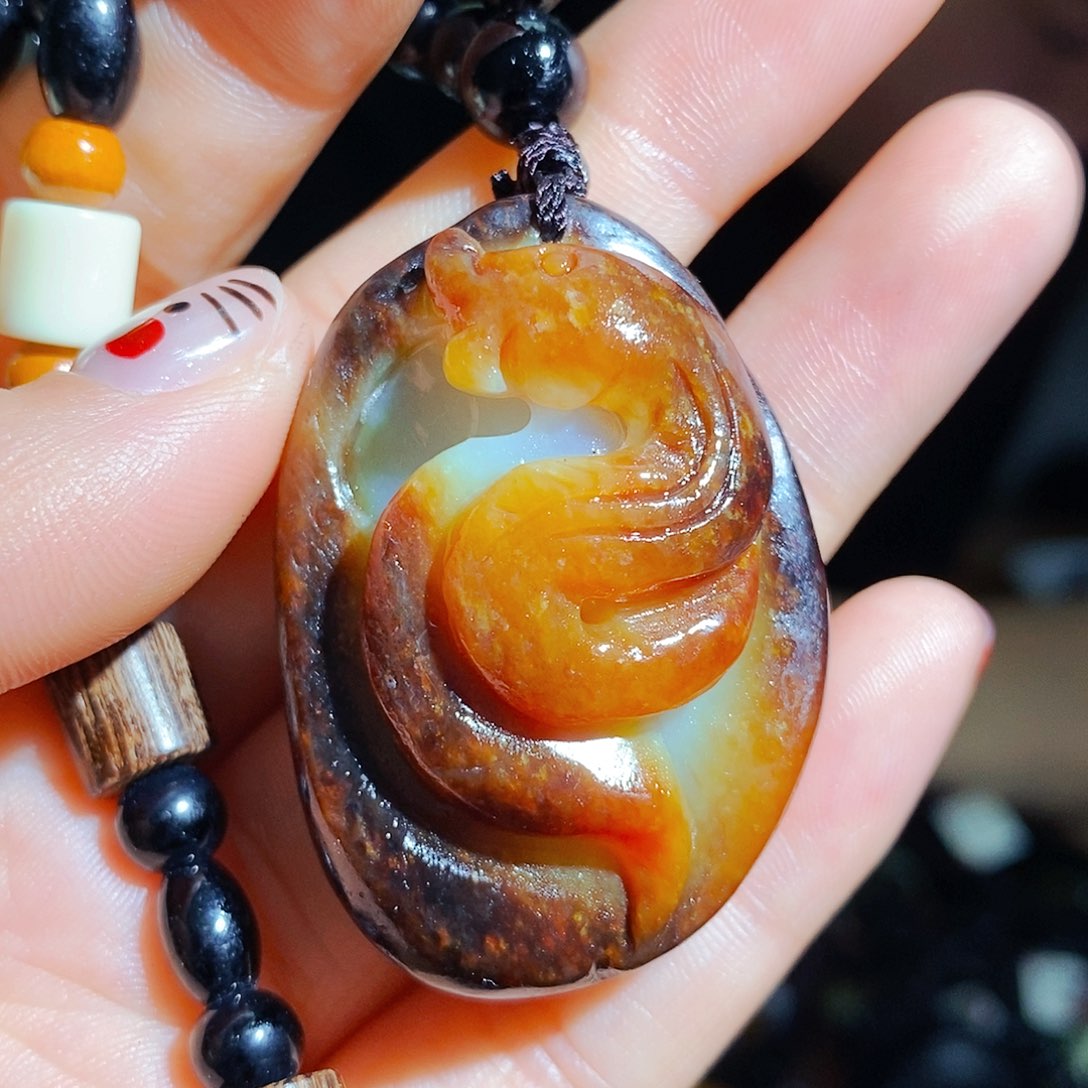 和田玉颈饰未镶嵌