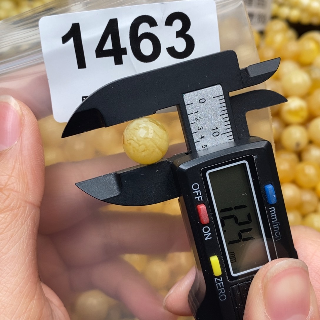 蜜蜡珠宝奇石未镶嵌