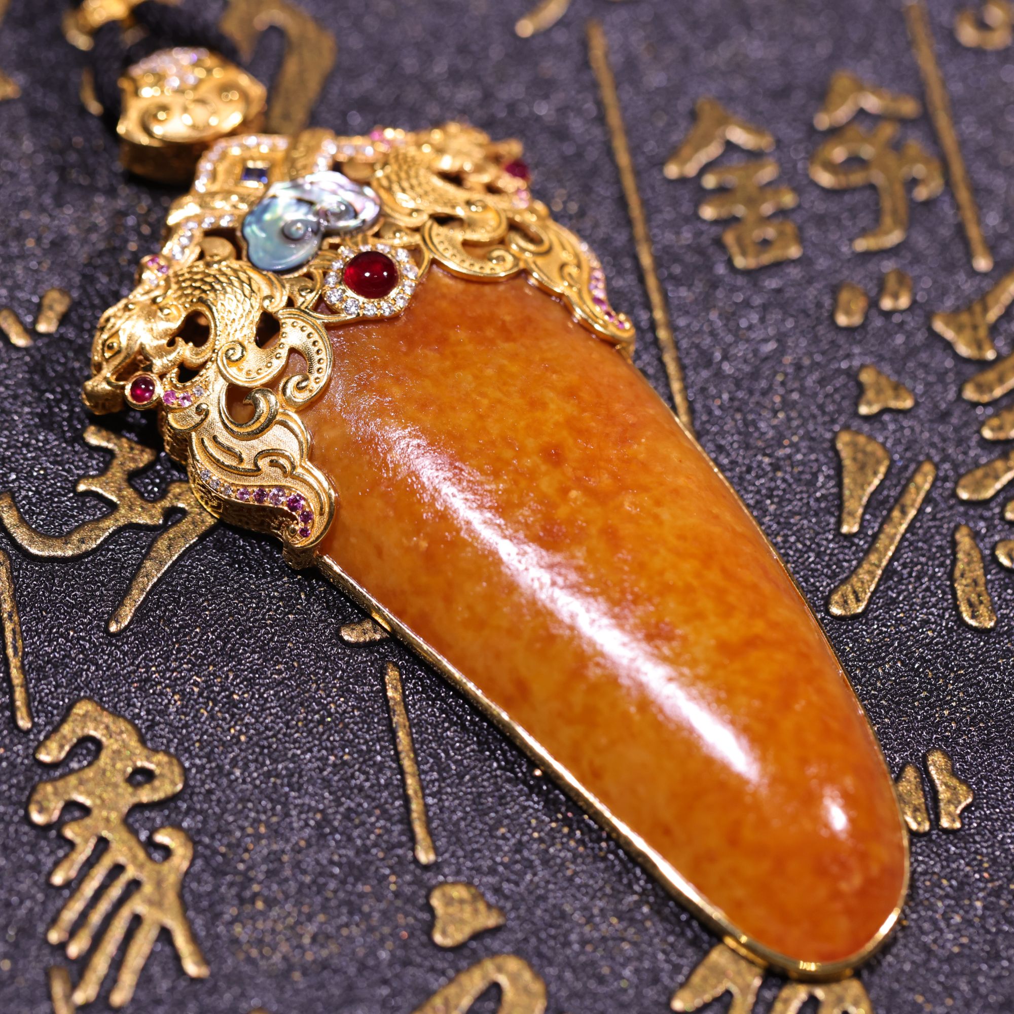 【新疆马爷珠宝】子料镶金吊坠80*39*9