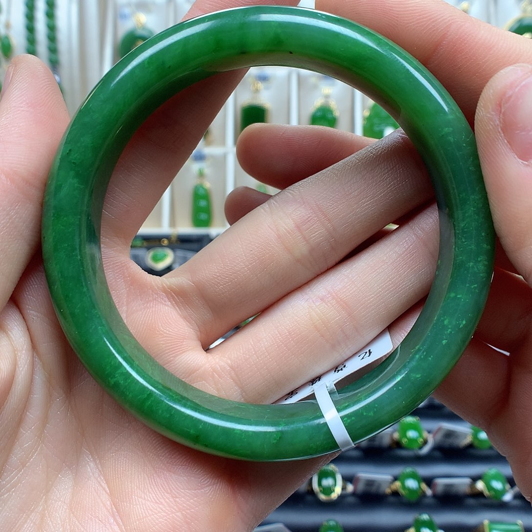 和田玉手镯未镶嵌57.8