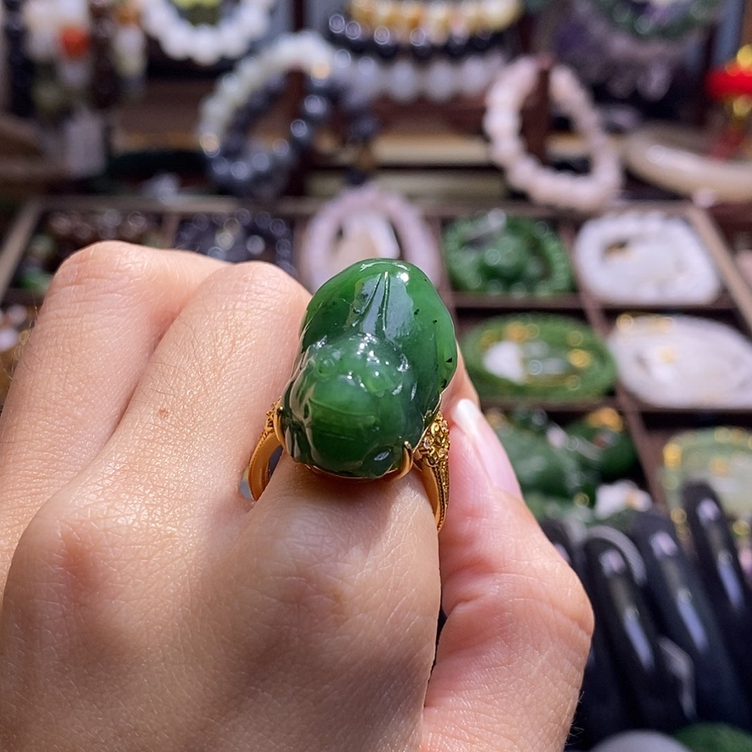 颈饰未镶嵌和田玉碧玉银镶貔貅戒指活口