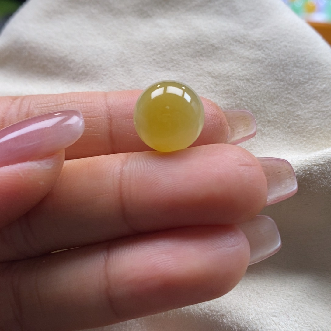 翡翠吊坠(不含链)未镶嵌翡翠冰鲜黄珠卡13.1