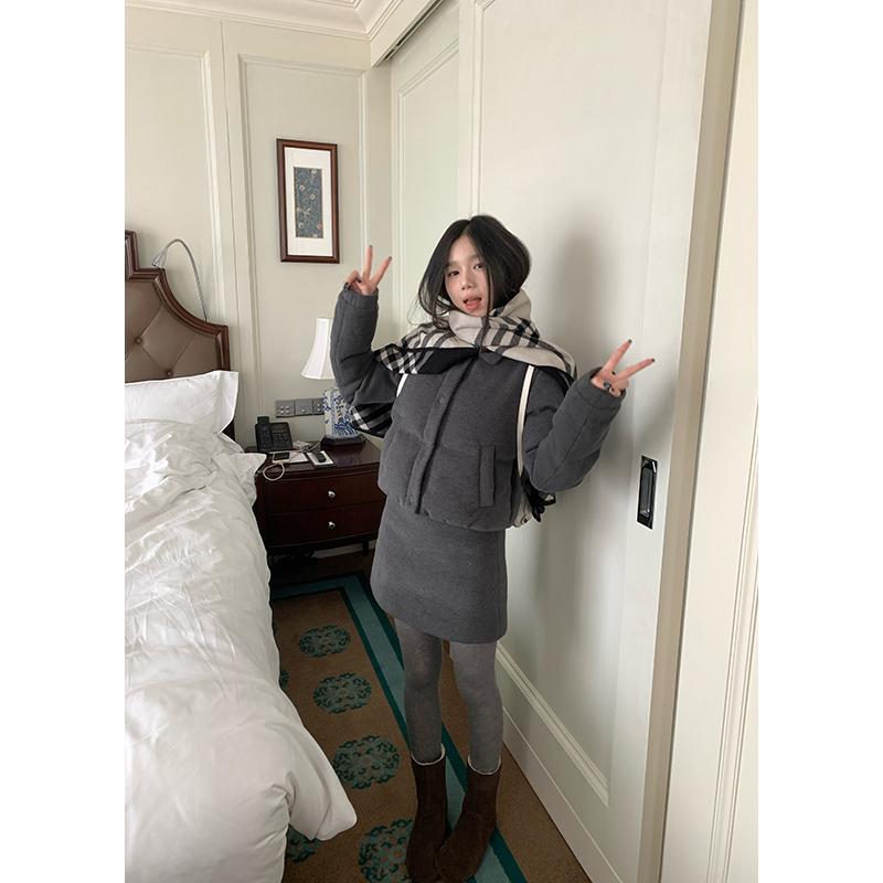 YOKLASS少女家 【现】灰色韩系翻领棉服外套半身裙套装 S27385S44