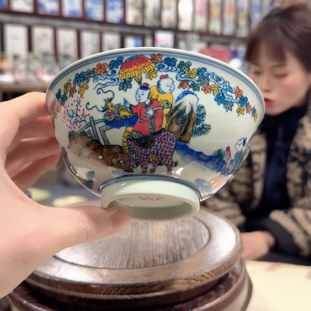 摆件瓷////景德镇陶瓷瓷器。