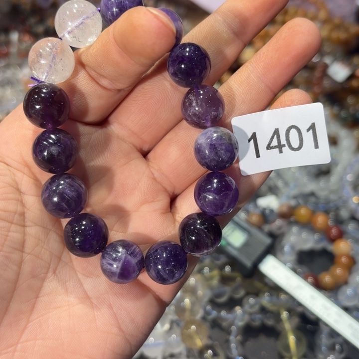 Y***O未镶嵌水晶手链水晶