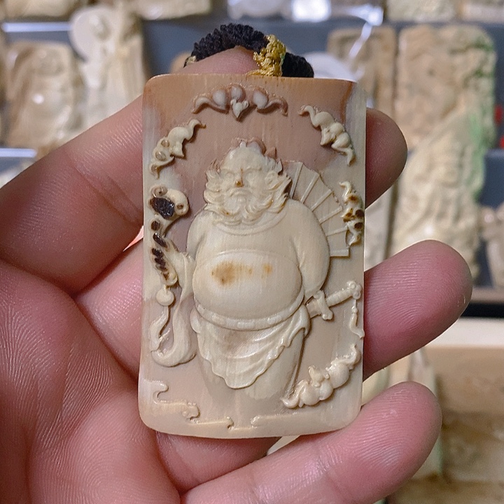 天然猛犸牙雕刻残次品