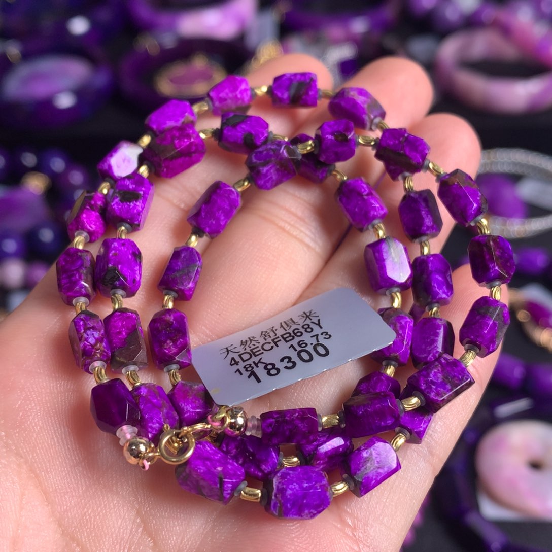 苏纪石（舒俱来）18K金镶嵌红丝绒项链18k