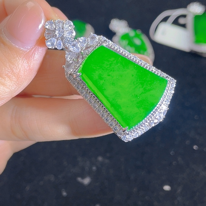 翡翠吊坠(不含链)银S925镶嵌