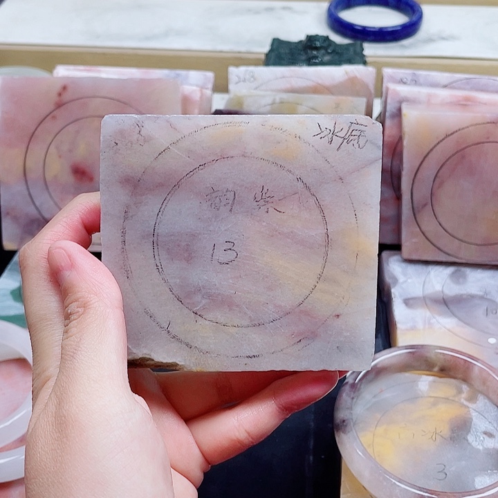 石英质玉手镯未镶嵌定制