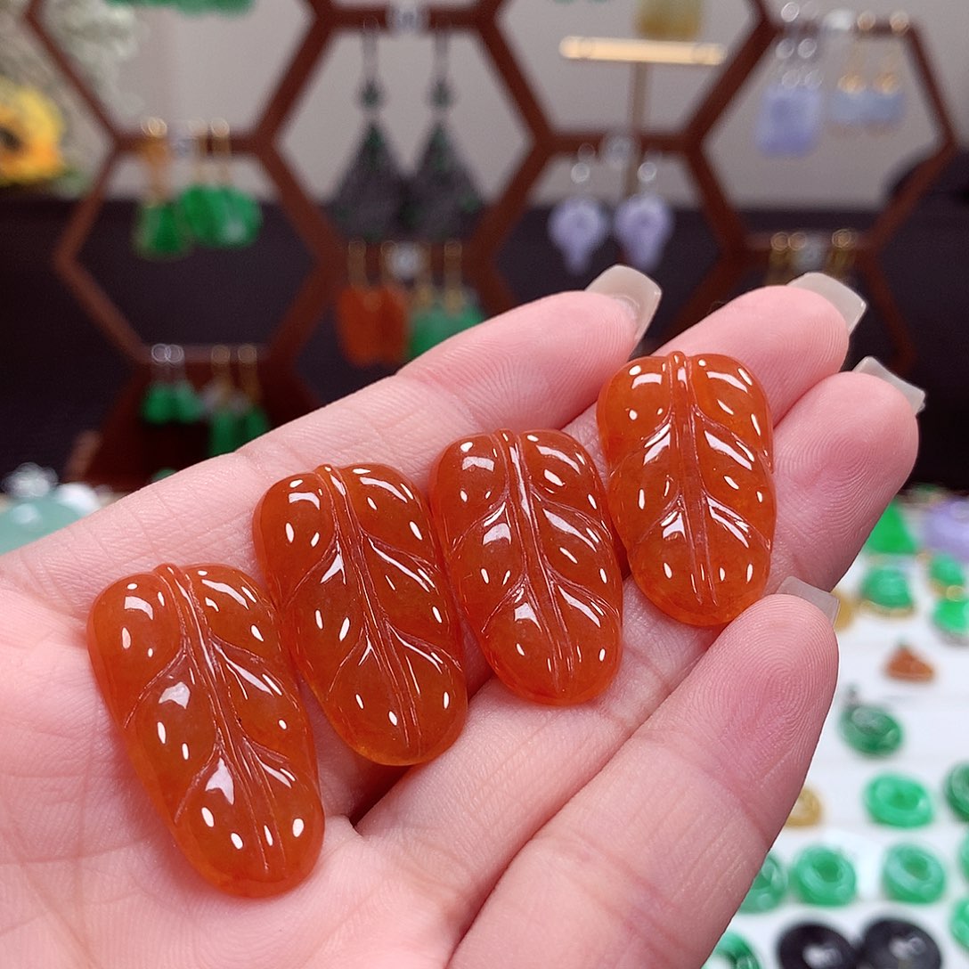 翡翠项链未镶嵌多样性发其一