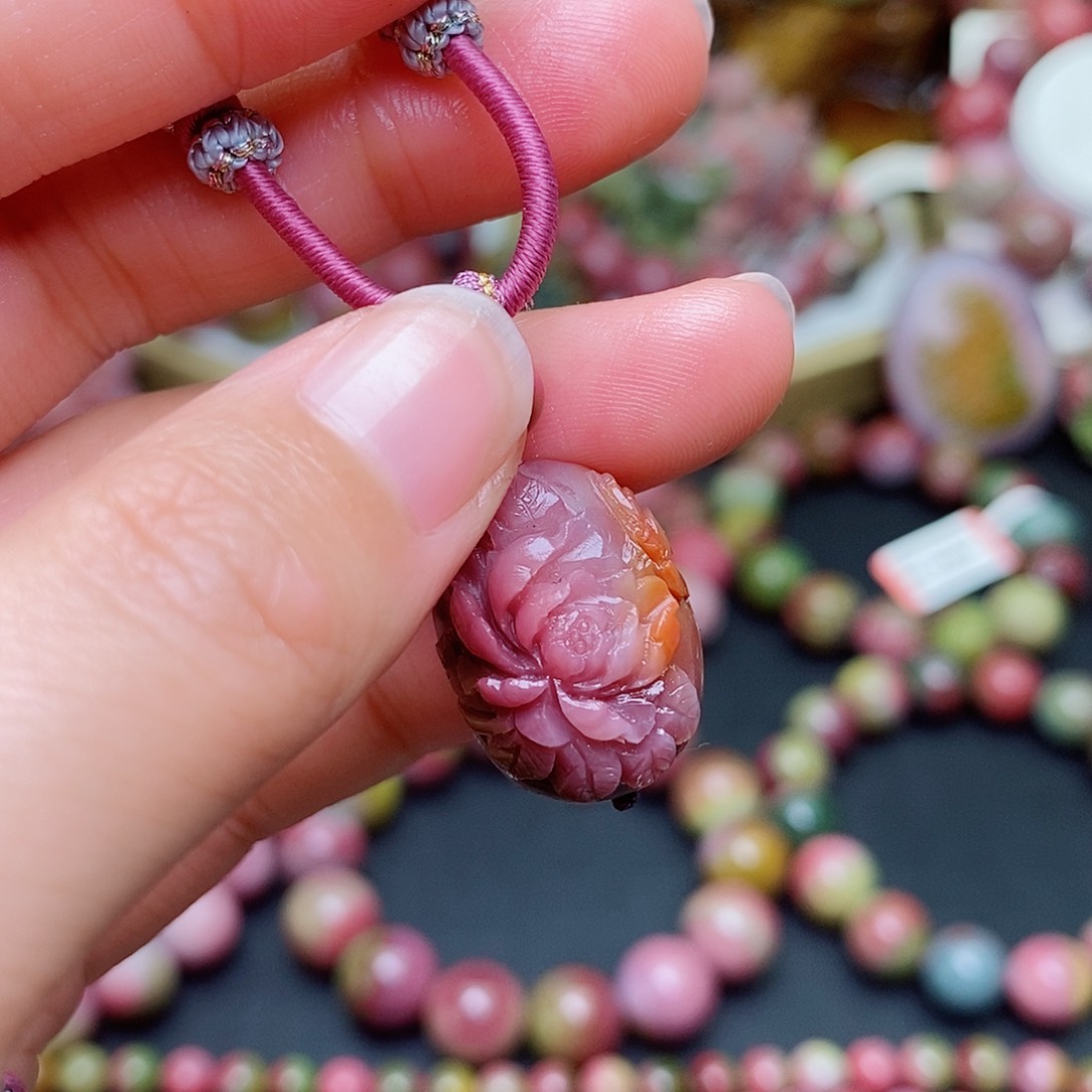 玛瑙/玉髓珠宝奇石未镶嵌盐源玛瑙定制