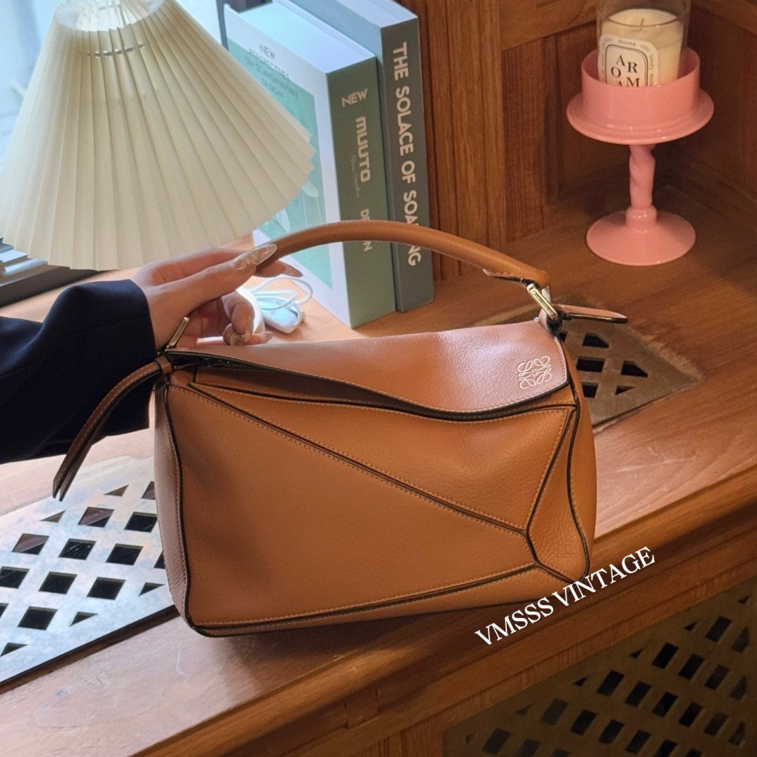 99新 LOEWE/罗意威 焦糖色puzzle牛皮单肩包/86710