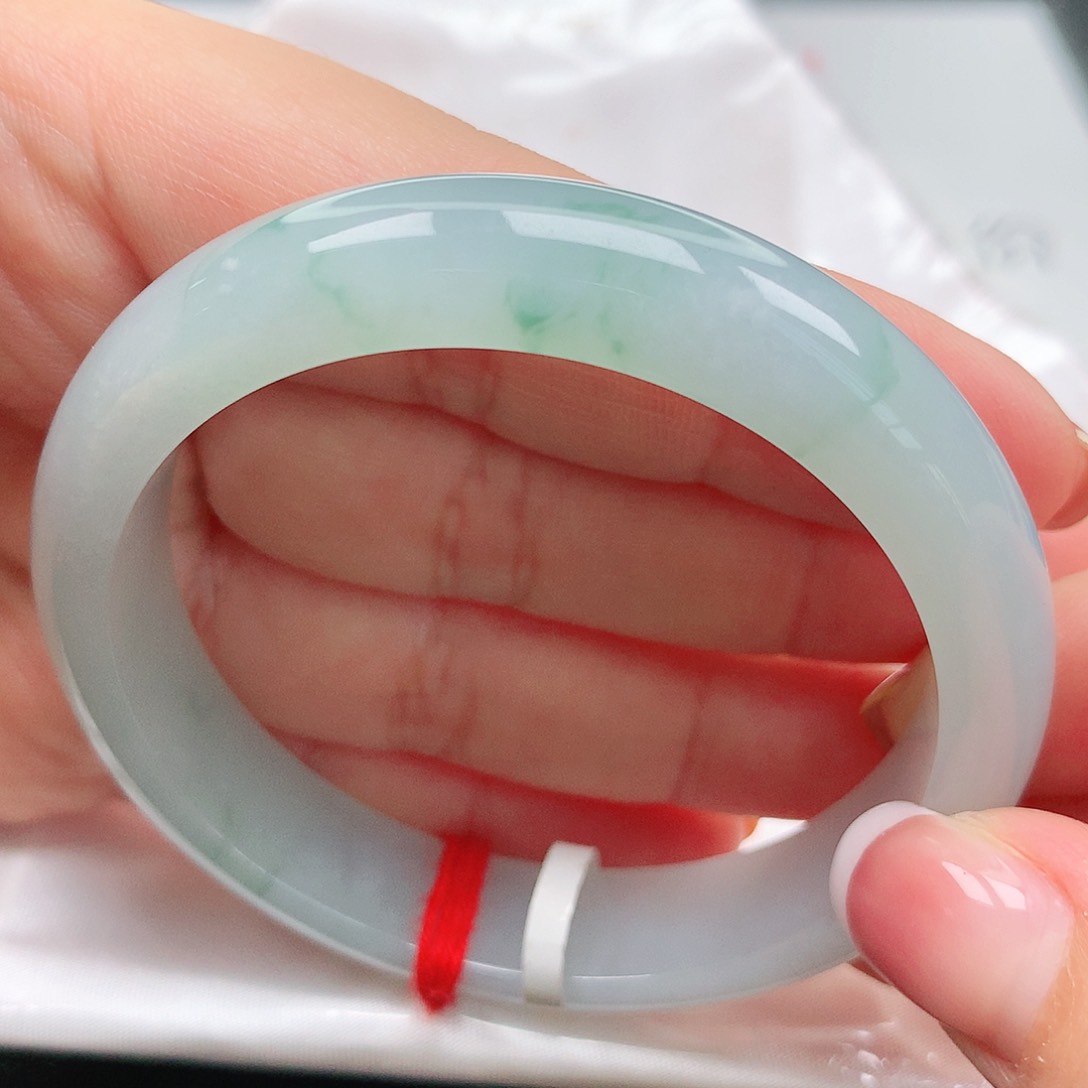 翡翠未镶嵌手镯O*.强推