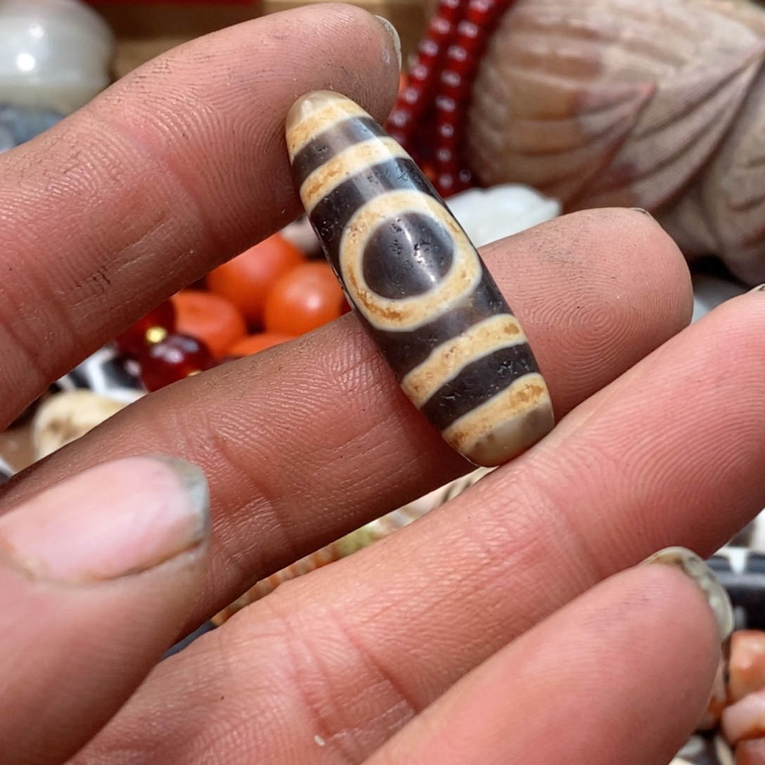 DIY琉璃珠子的颜色也很漂亮的