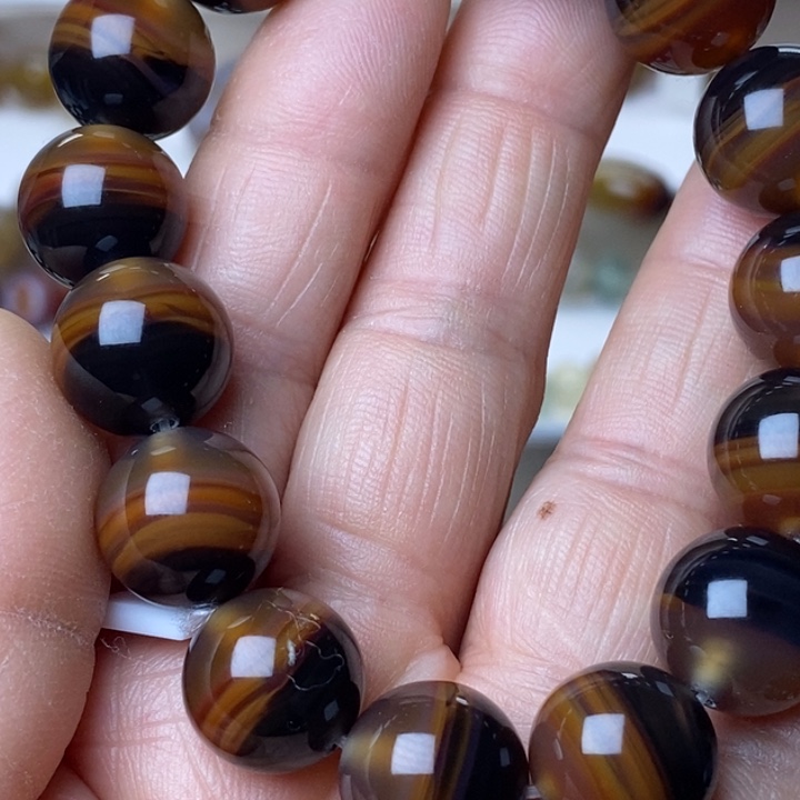 芒***哥玛瑙/玉髓未镶嵌手链