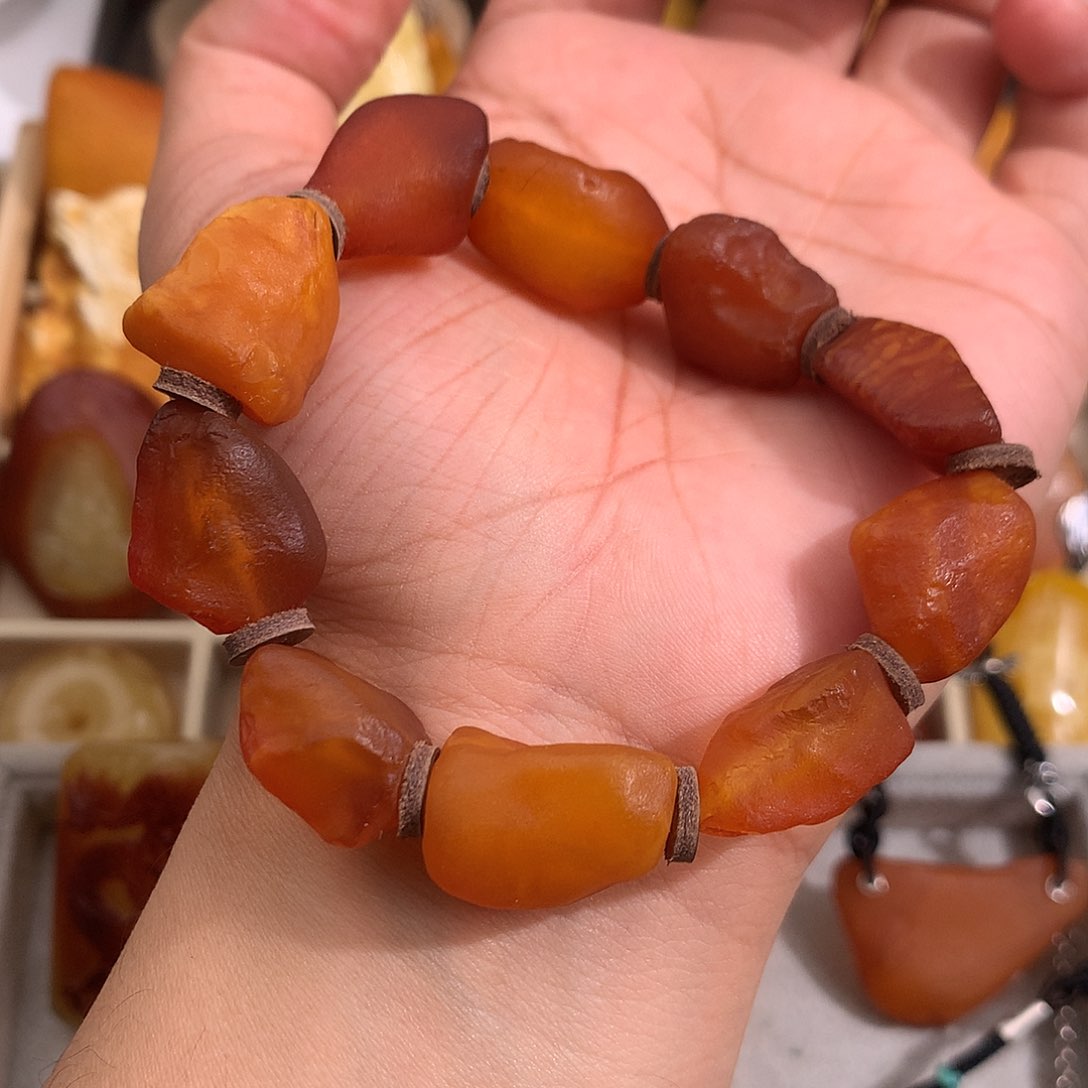 蜜蜡裸石未镶嵌你