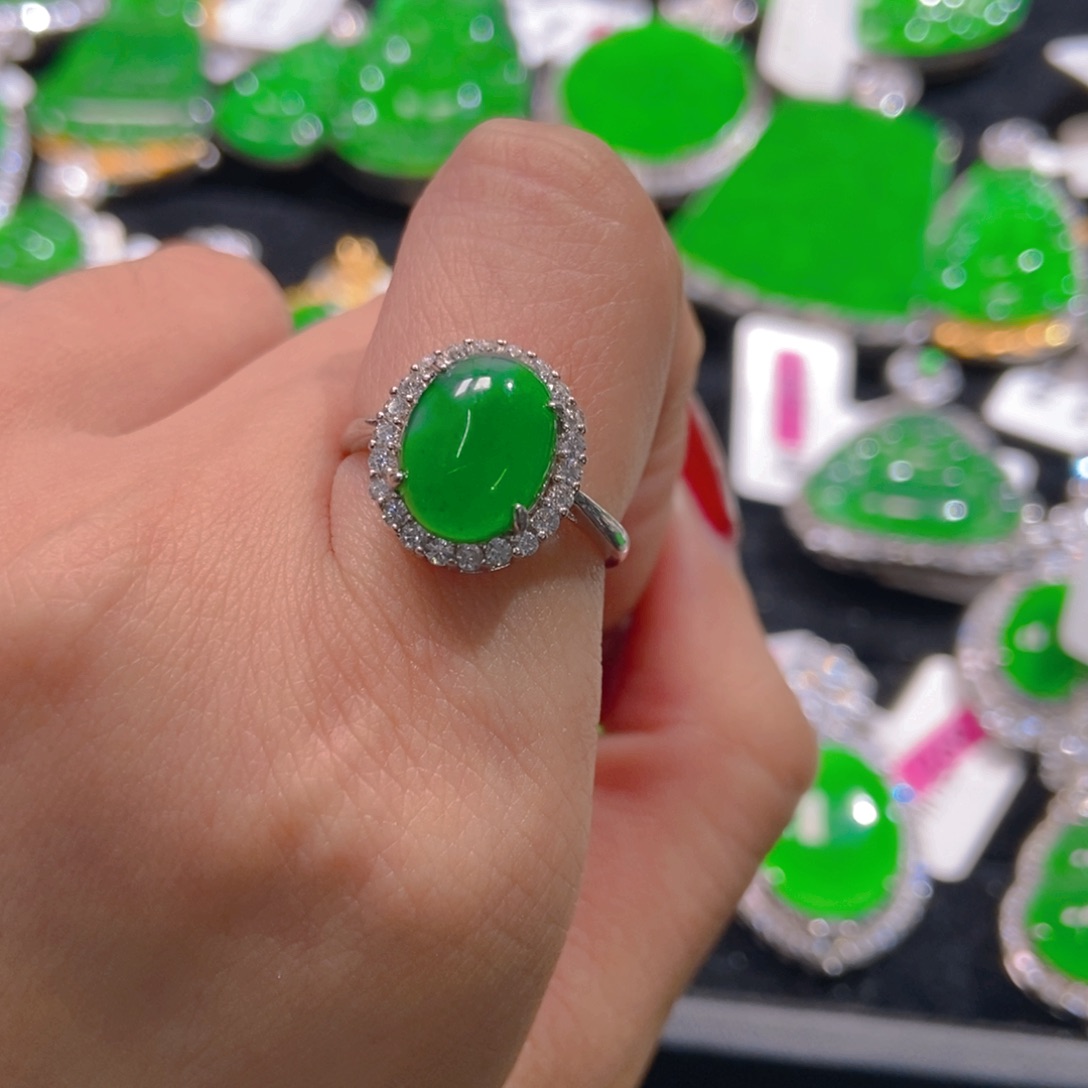 翡翠吊坠(不含链)未镶嵌