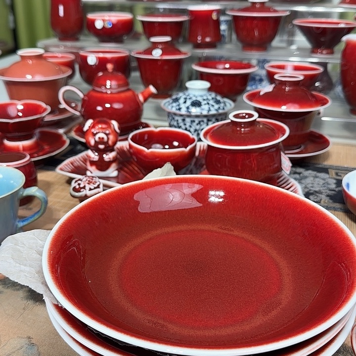 用****1景德镇陶瓷红马坊壶承