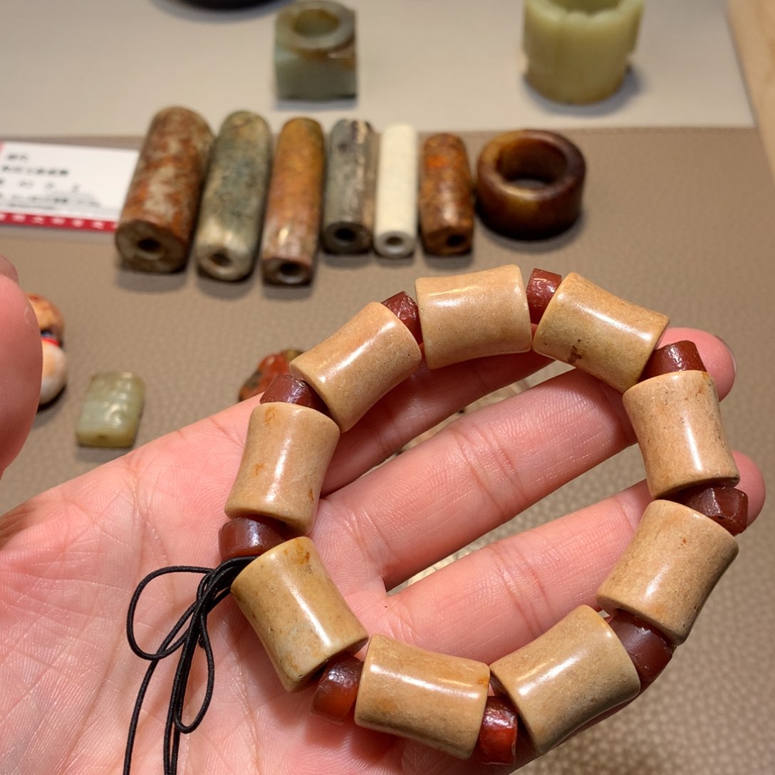 和田玉（糖玉）颈饰未镶嵌福*