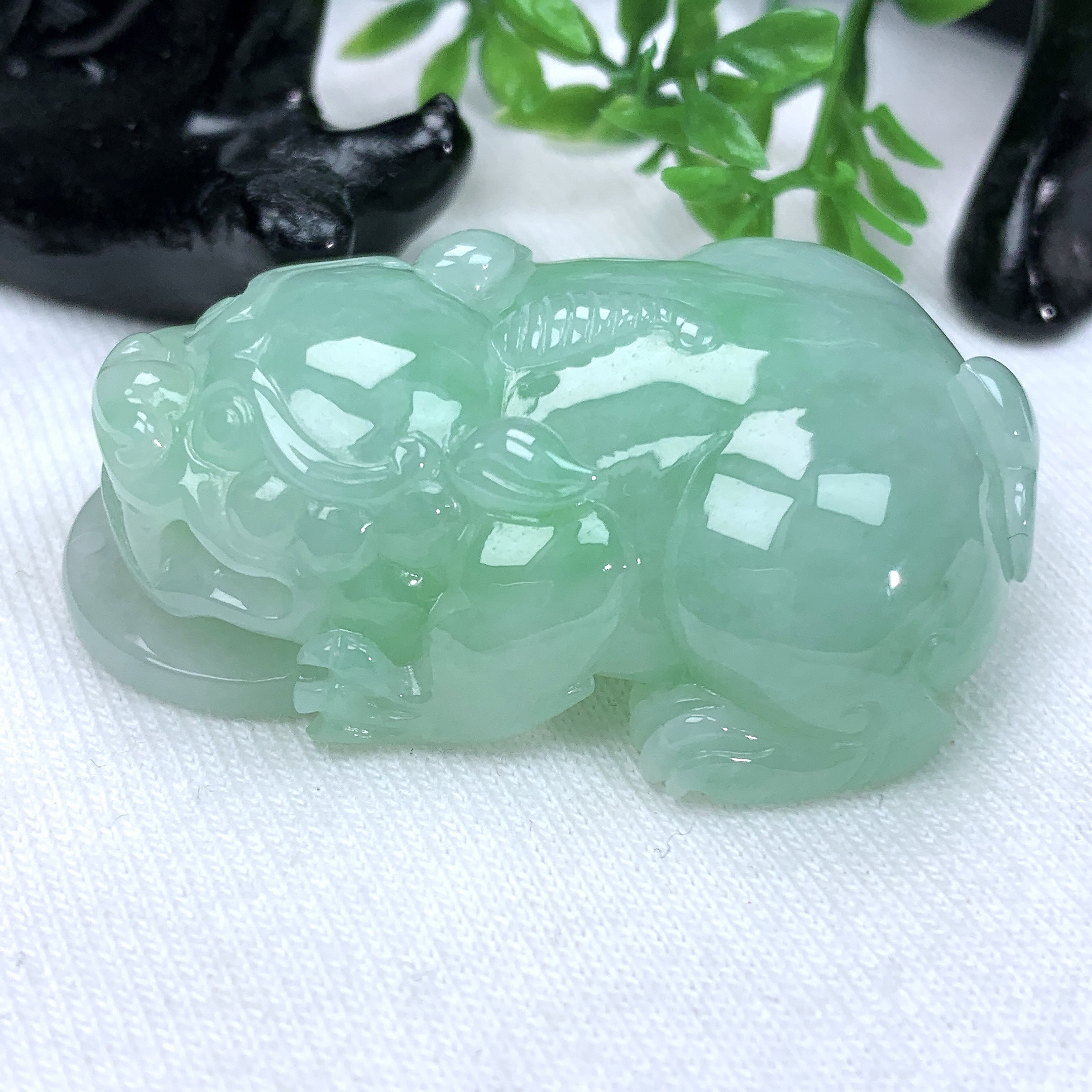 天然缅甸翡翠A货冰润满绿貔貅吊坠挂件胖胖42.8−30.6−14mm