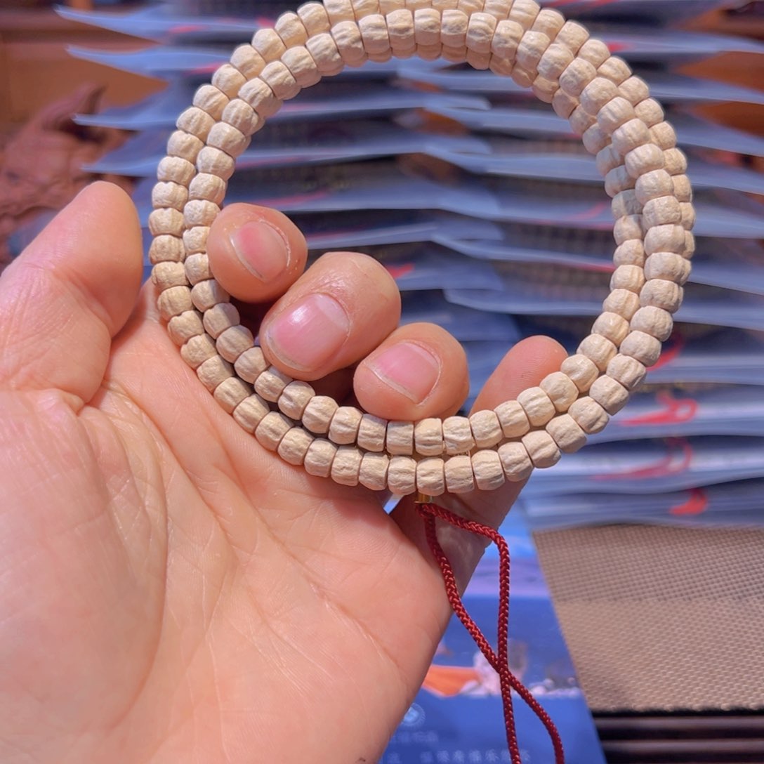 柏香籽/百香籽吊坠大****桃