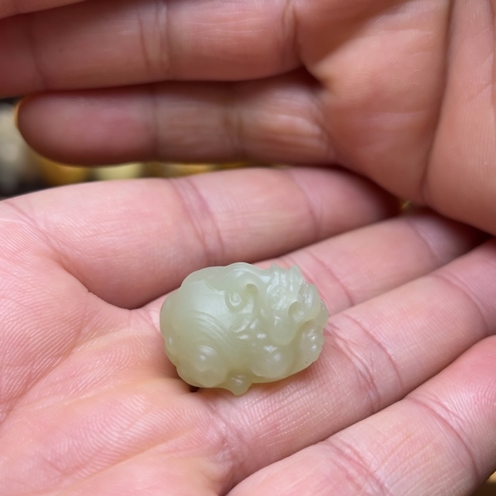 和田玉（糖玉）未镶嵌颈饰