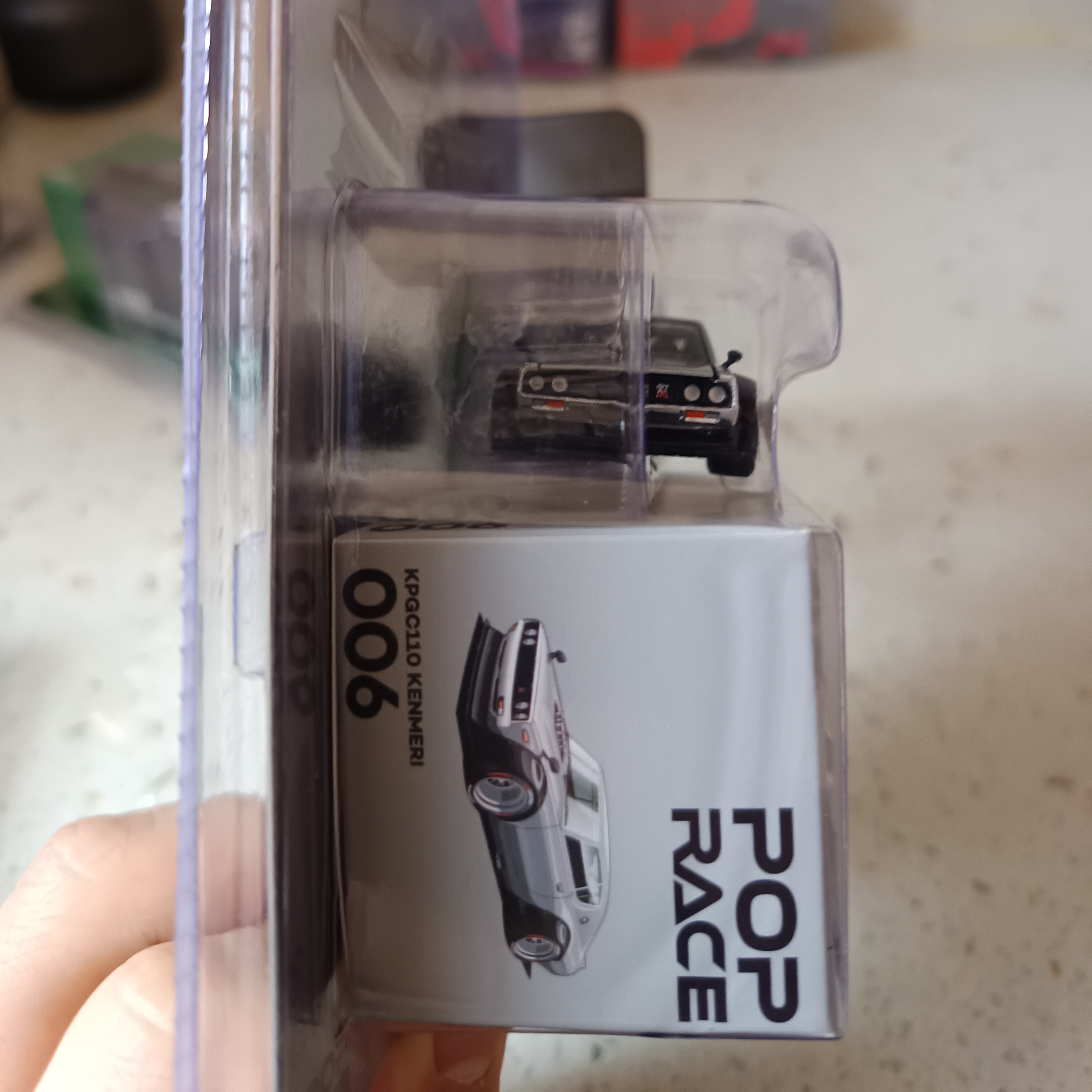 poprace-006号尼桑天际线第4代KPGC110清漆版合金汽车模型