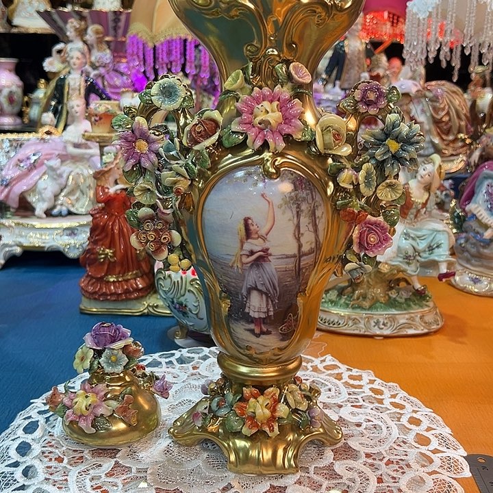 陶瓷镀金捏花高40厘米 老货库存