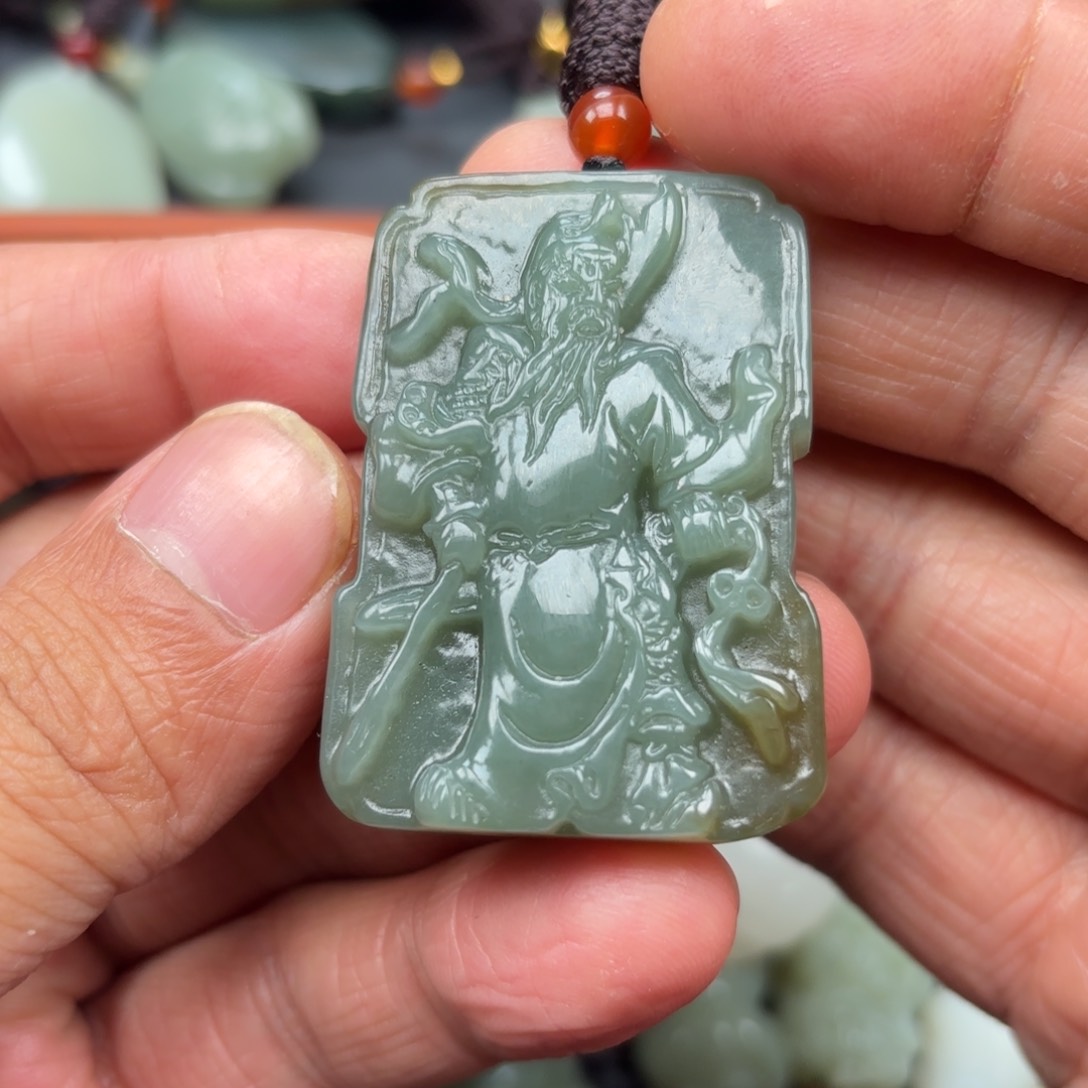 和田玉吊坠未镶嵌