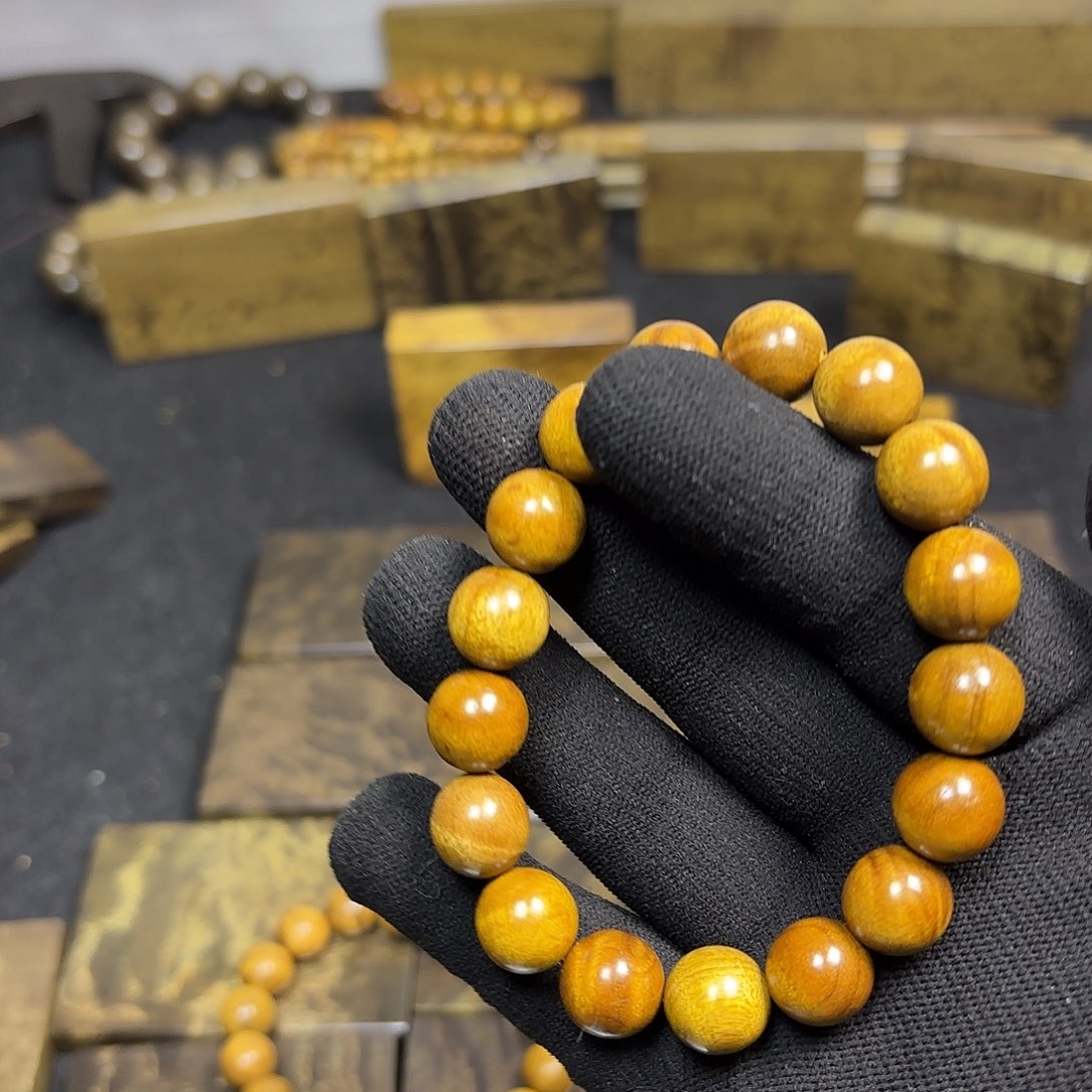 鶴***金丝楠一物一拍链接