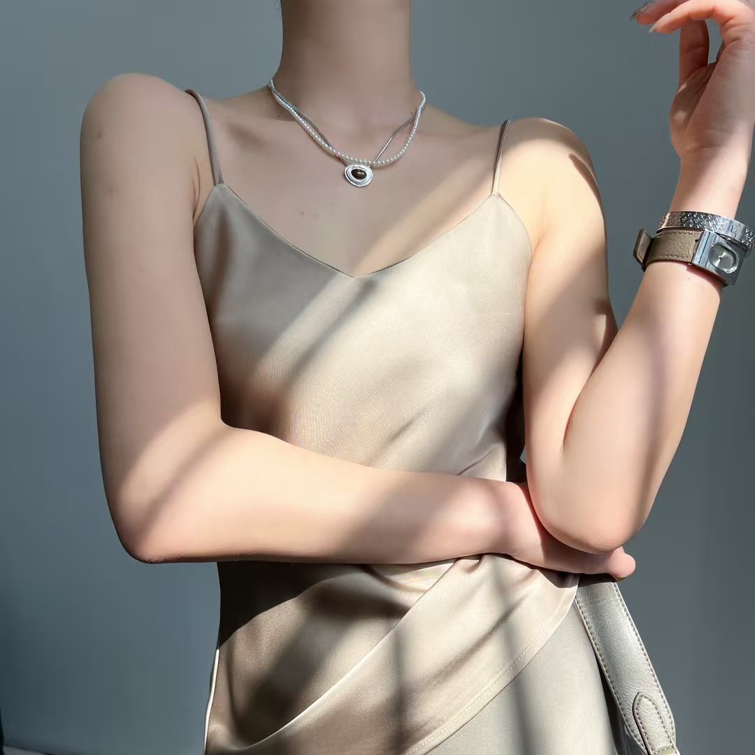 醋酸缎面法式小吊带背心女夏季美背设计配西装内搭高级感