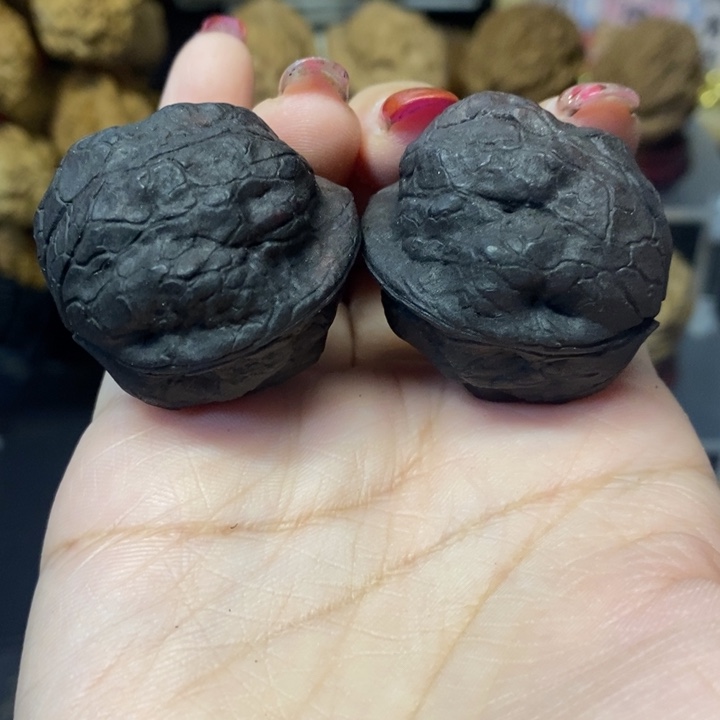 文玩核桃吊坠19七彩铁鹦鹉