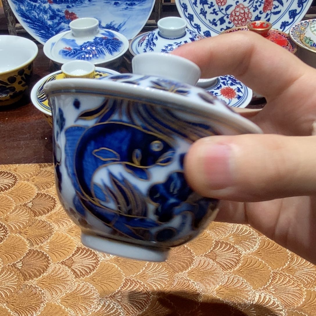 景德镇市和上海浦东国际机场等